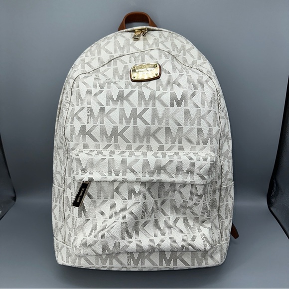 NWT Michael Kors Jet Set Signature Backpack Vanilla $298 - Picture 1 of 9
